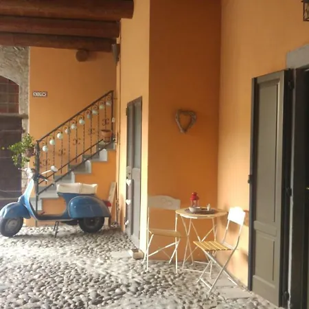 Borghello 2level Airport Apartment