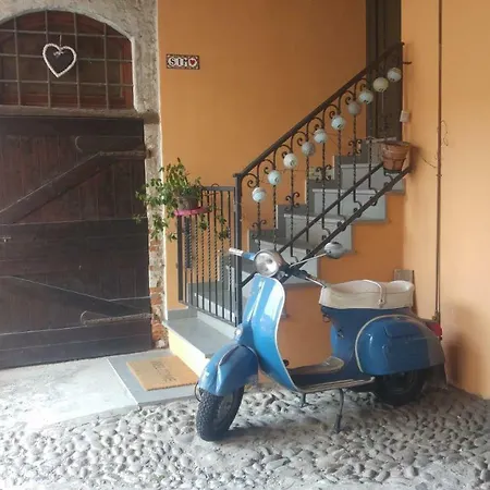 Borghello 2level Airport Апартаменты *