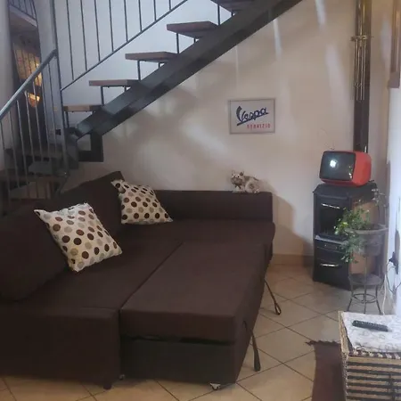 Borghello 2level Airport Apartment Bergamo