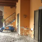 Borghello 2level Airport Apartment